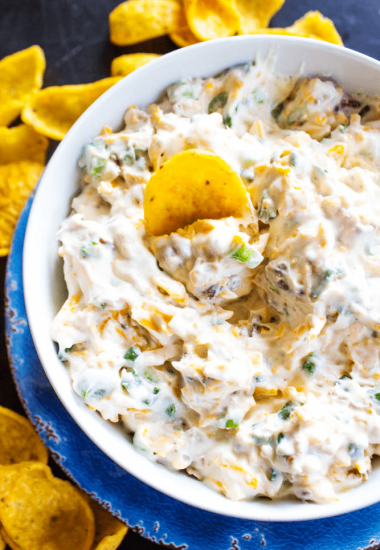 BACON CHEDDAR RANCH DIP - Easy to throw together & addictive. This dip is loaded with bacon, cheddar cheese & ranch, all the fixings of awesomeness.