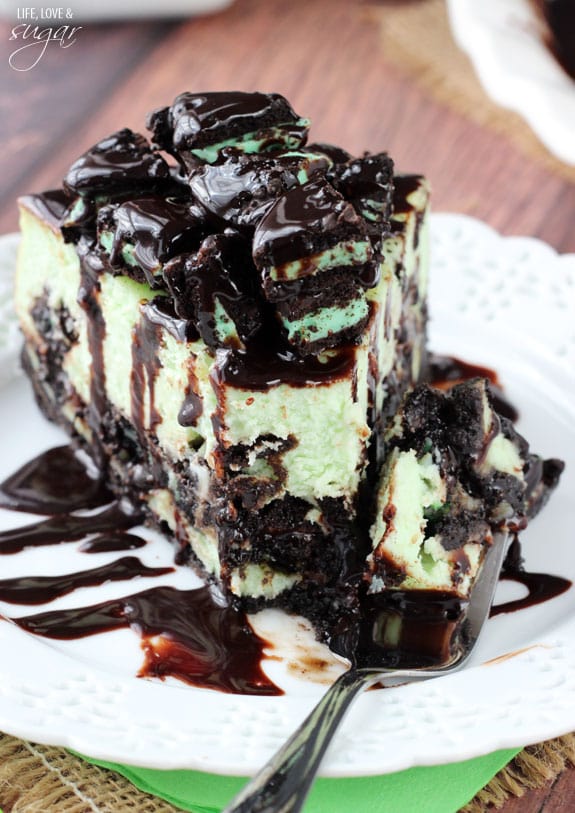 Mint Oreo Cheesecake