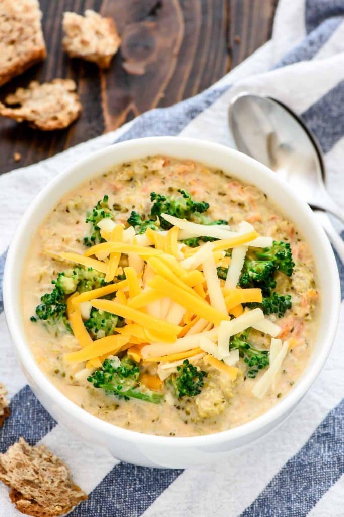 SLOW COOKER BROCCOLI AND CHEESE SOUP