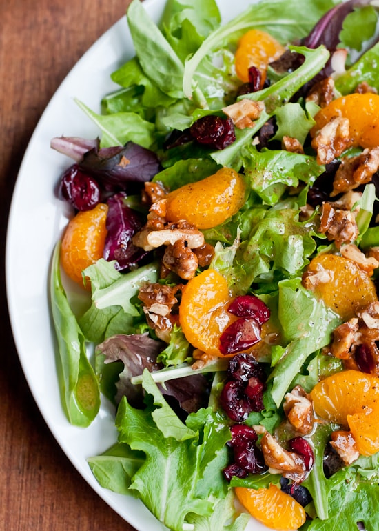 SIMPLE HOLIDAY GREEN SALAD WITH ORANGE VINAGRETTE