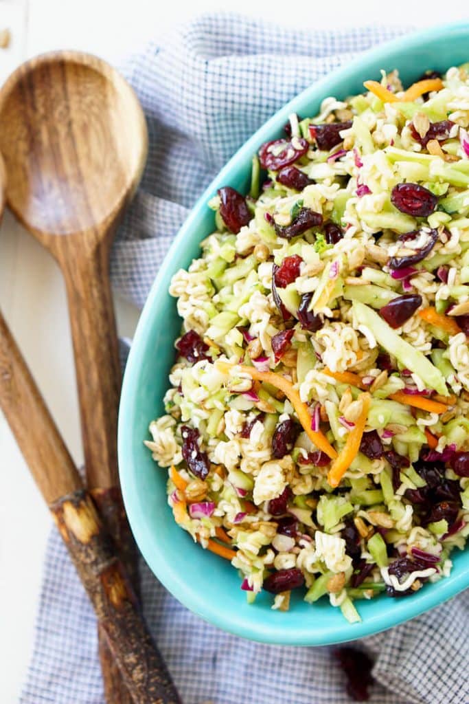 CRUNCHY RAMEN NOODLE SALAD