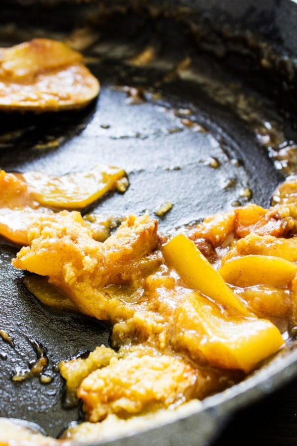 BEST EVER PEACH COBBLER RECIPE. Caste iron skillet, peach cobbler 