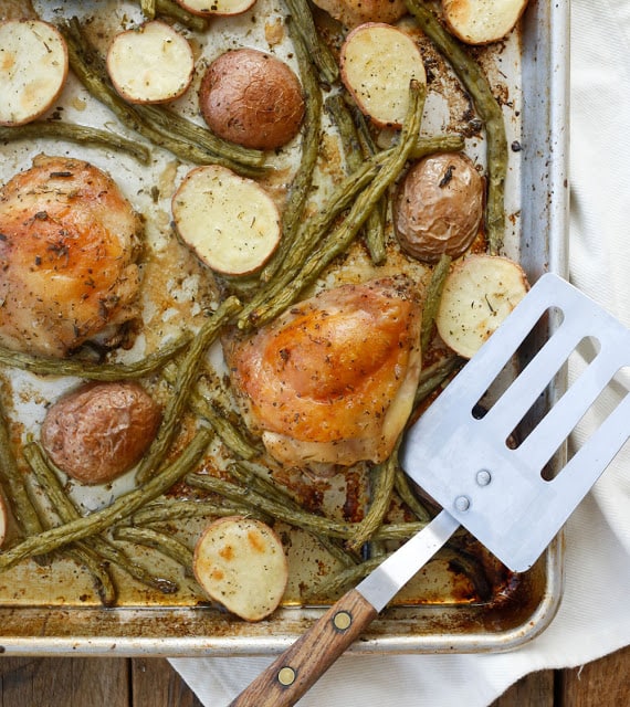 SHEET PAN CHICKEN, GREEN BEANS & POTATOES