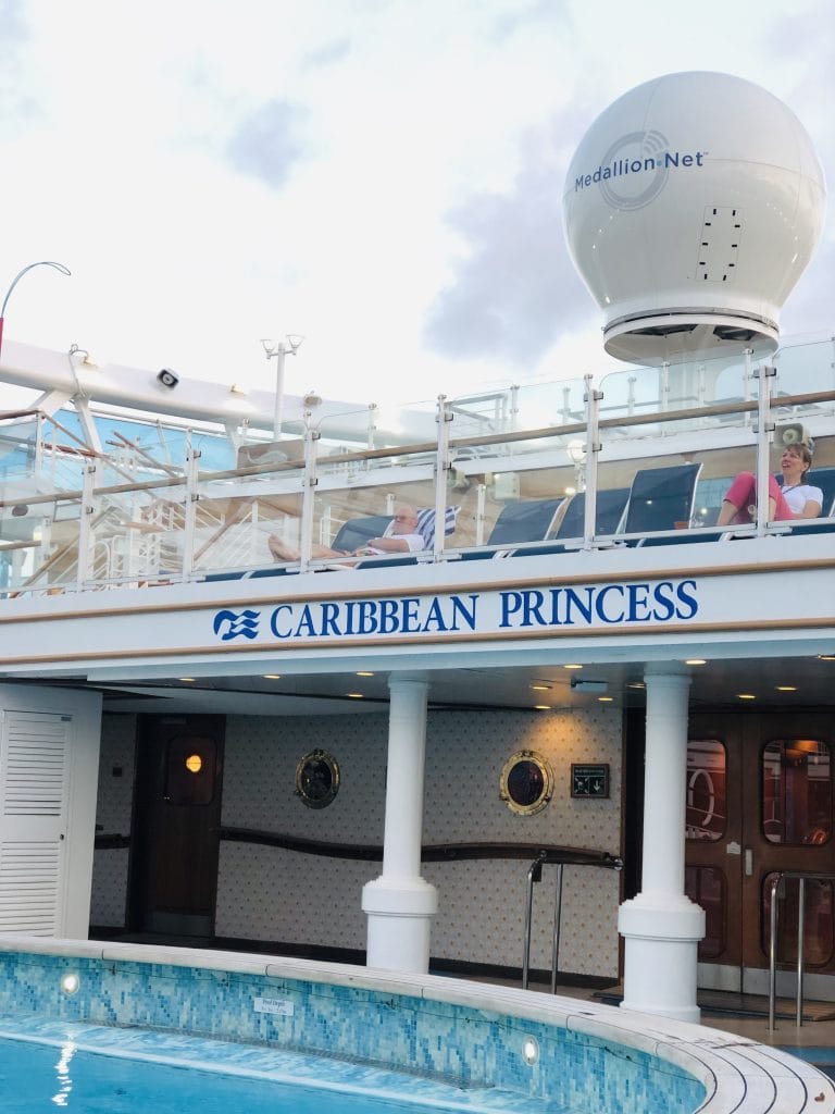 photo of pool deck on the caribbean princess ship