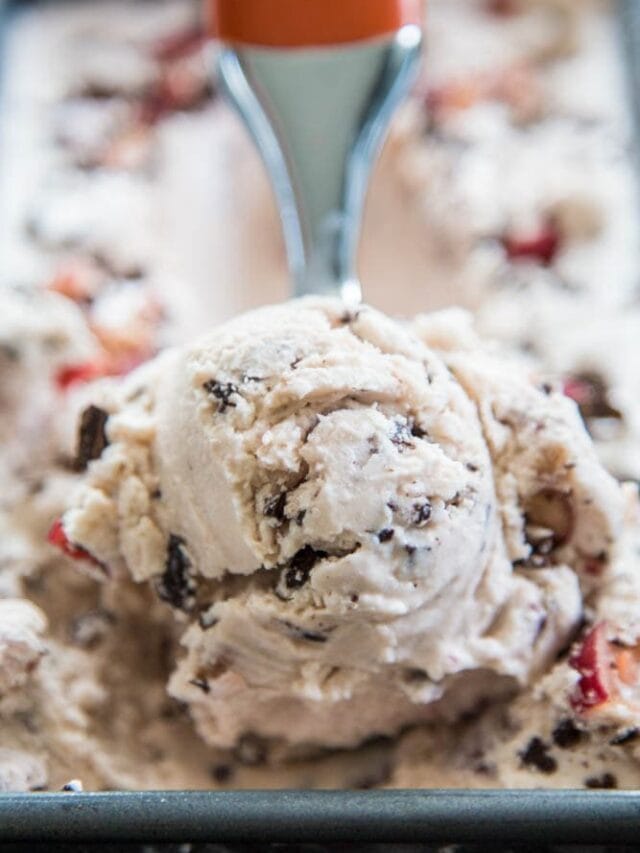 close-up photo of ice cream being scooped