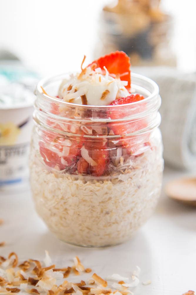 strawberries and cream overnight oats