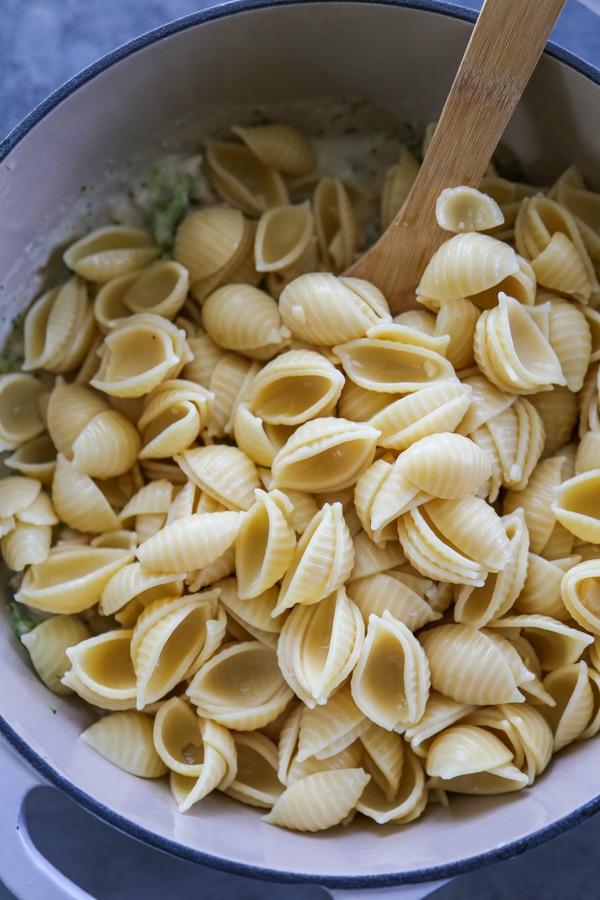 a pot of cooked pasta.