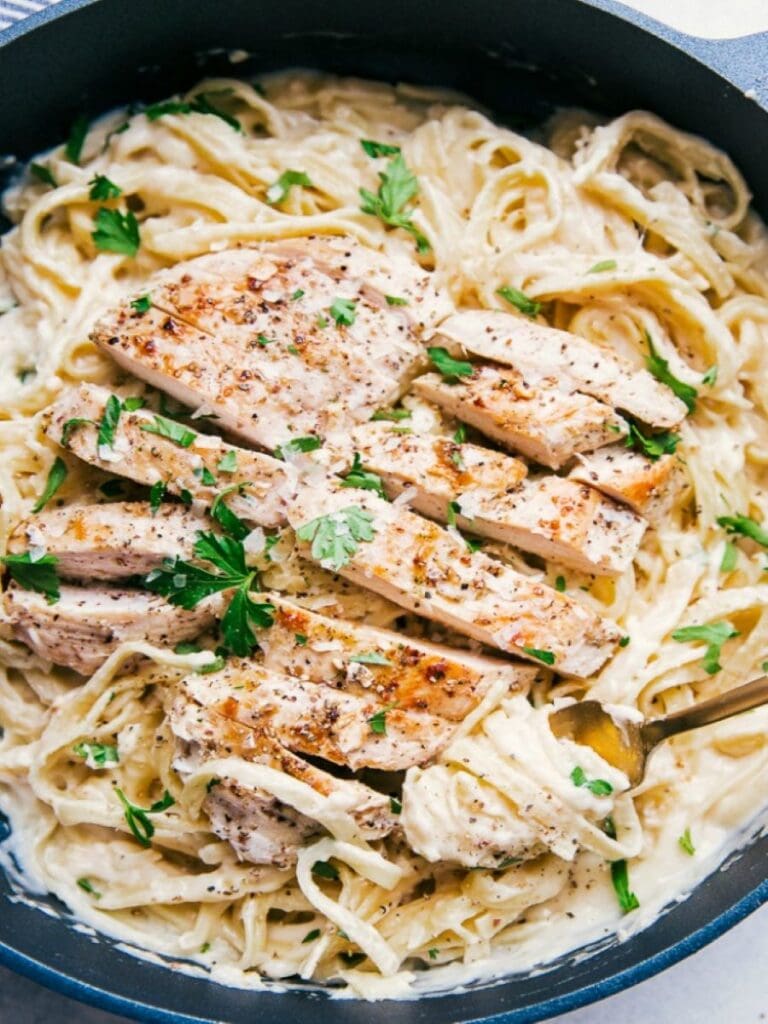 overhead shot chicken alfredo in bowl