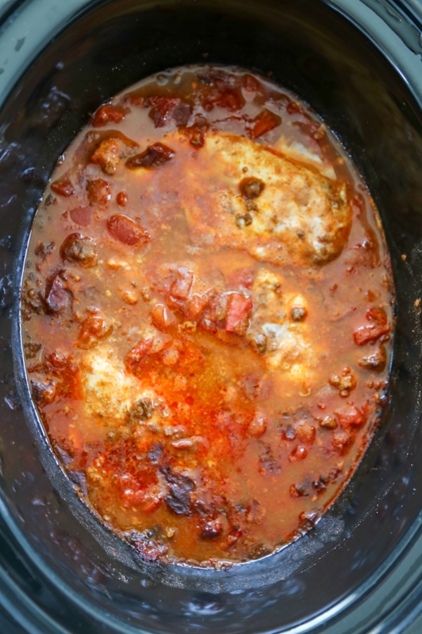 overhead shot of the chili chicken in the slow cooker.