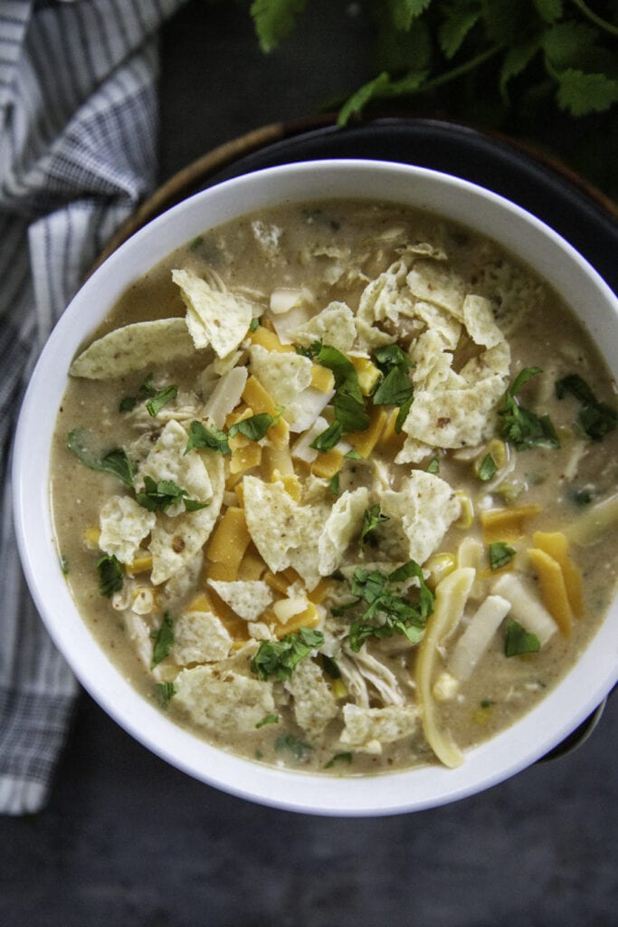 White Chicken Chili In The Crockpot - arinsolangeathome