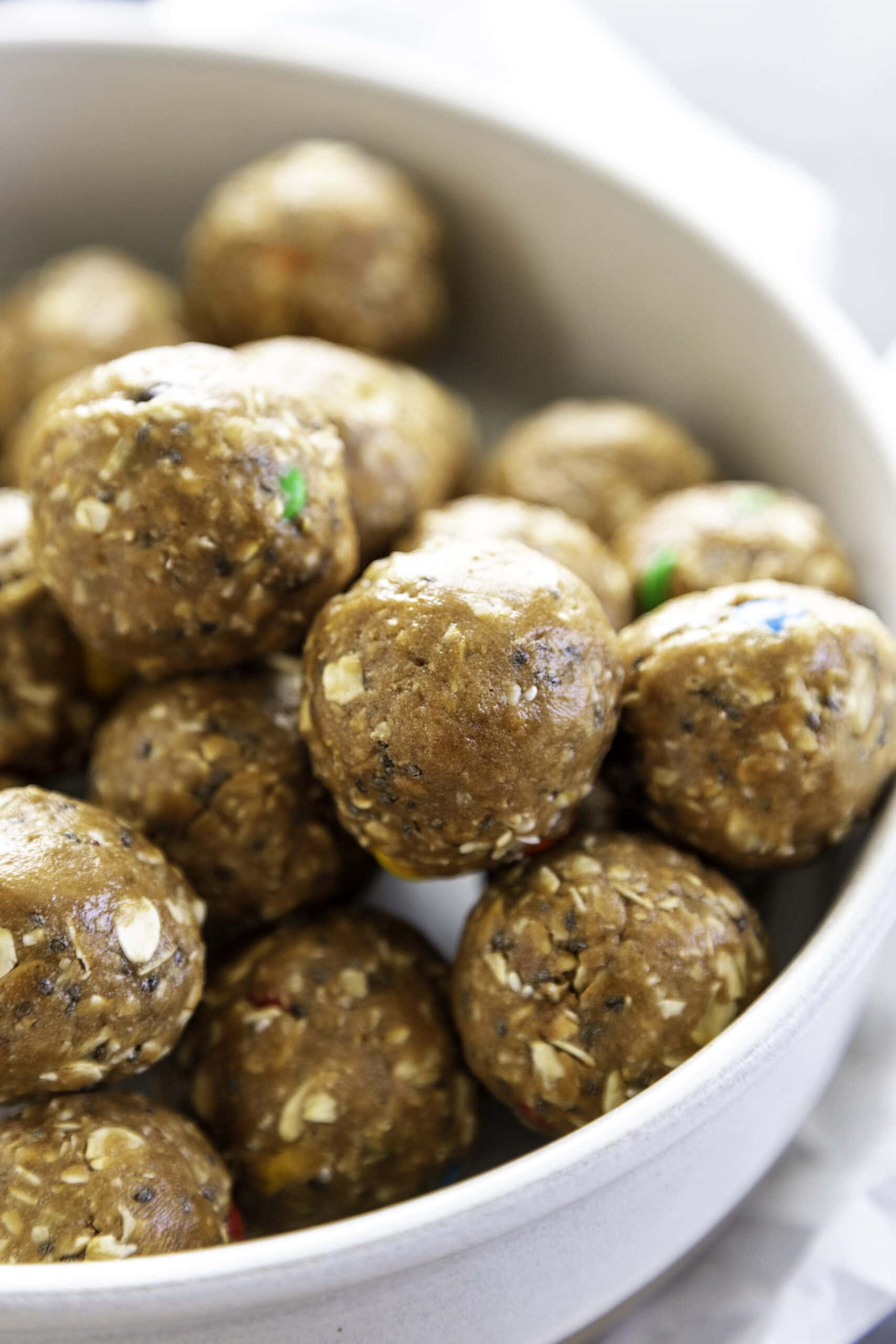 protein balls in while bowl