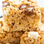 s'mores rice krispie treats close up