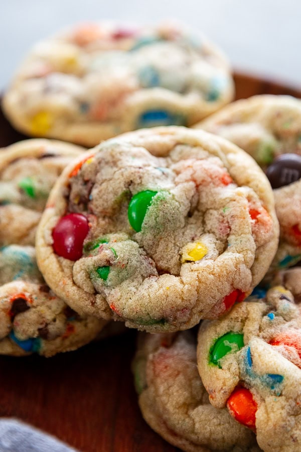 close up M&M cookies